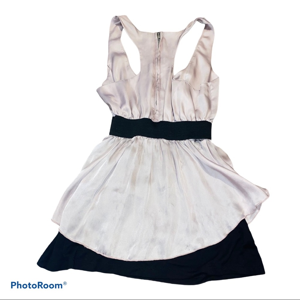 Top - Picture 2 of 2